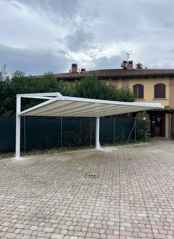 con-pergola-parcheggio