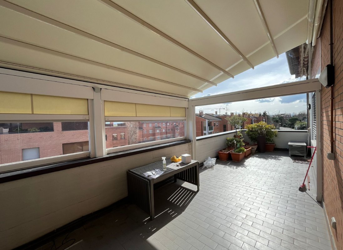 dopo-tenda-pergola-balcone